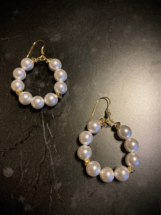 Fransk ørekrok: Skjellperler i Hvitt & Sølv